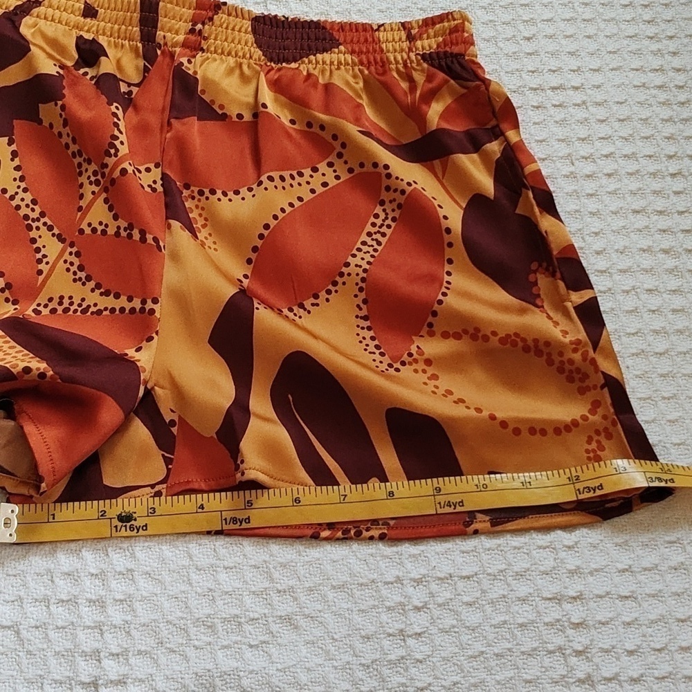 New House of Harlow Earth Tone Top and Shorts SET Size M - Picture 10 of 10